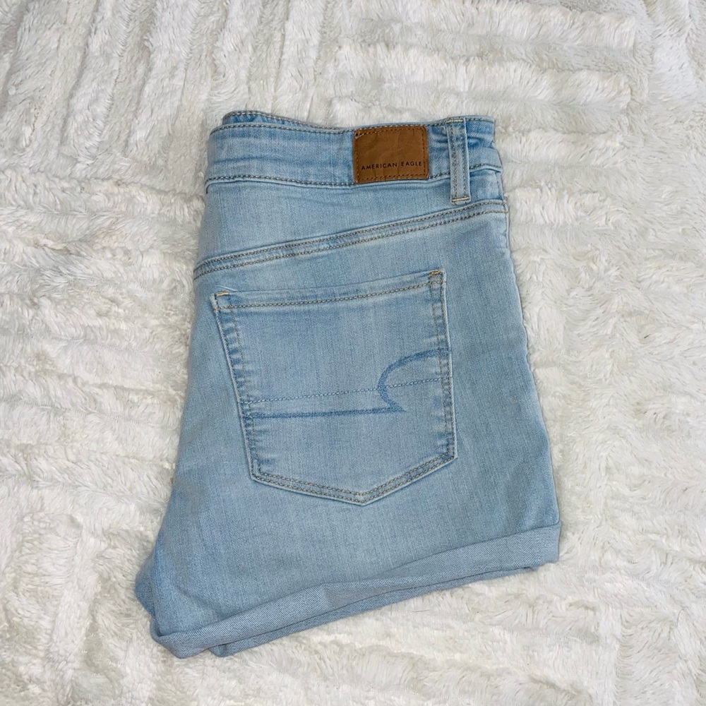 Women’s American Eagle short shorts size 12